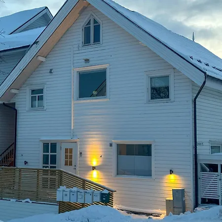 Skandinavisk I Sentrum, Stille Gate *